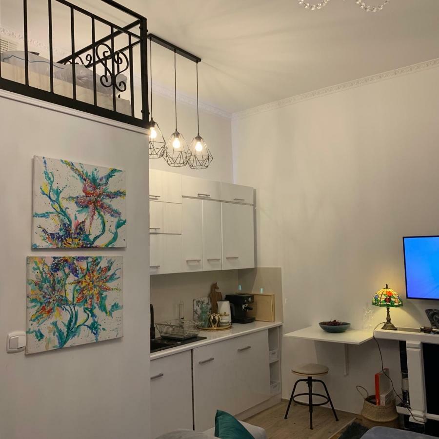 Charming Studio Apartment In The Heart Of The Jewish District! Krakow Bagian luar foto